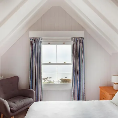 The Bay Hotel Coverack