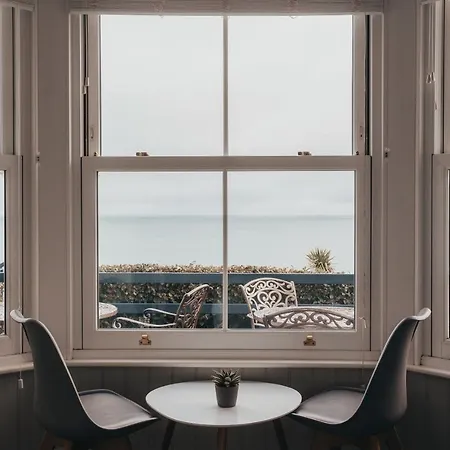 The Bay Hotel 3*