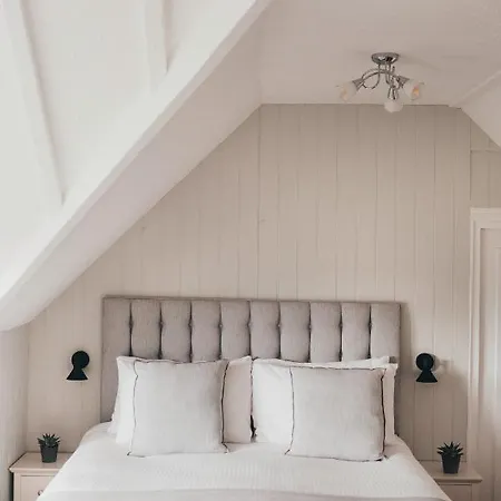 The Bay Hotel 3*